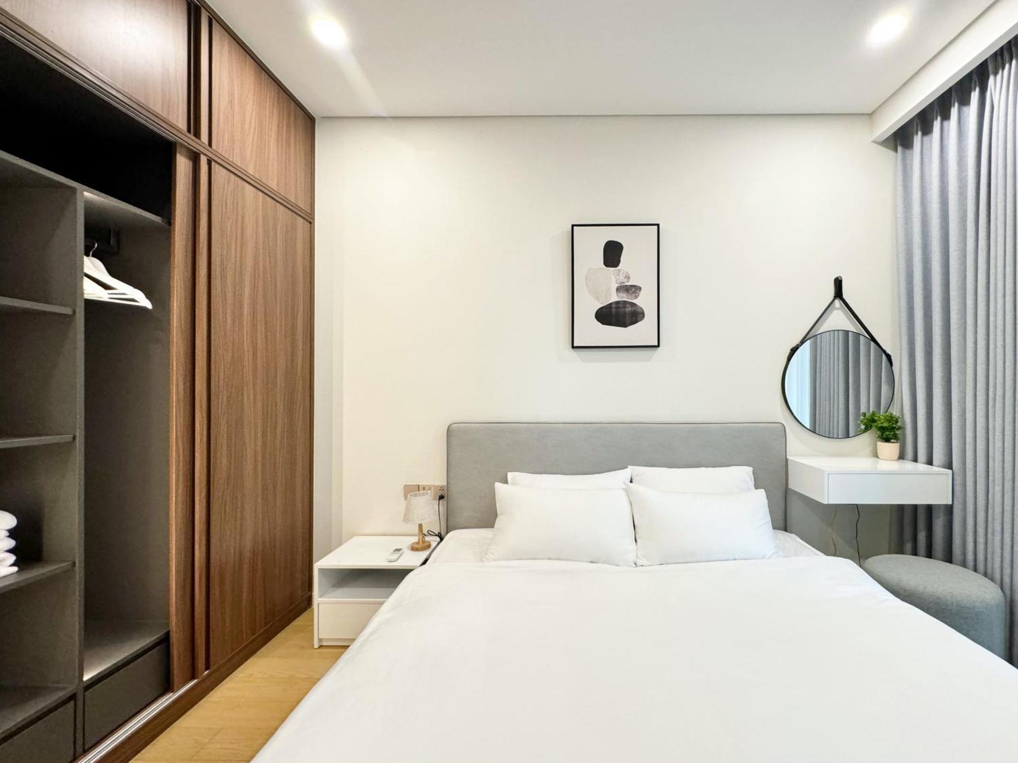Khách sạn hẻo lánh Noble *